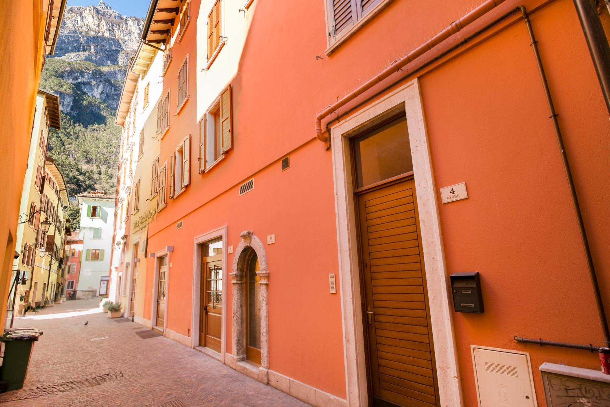 Ca'Cerere - Happy Rentals Riva del Garda Bagian luar foto