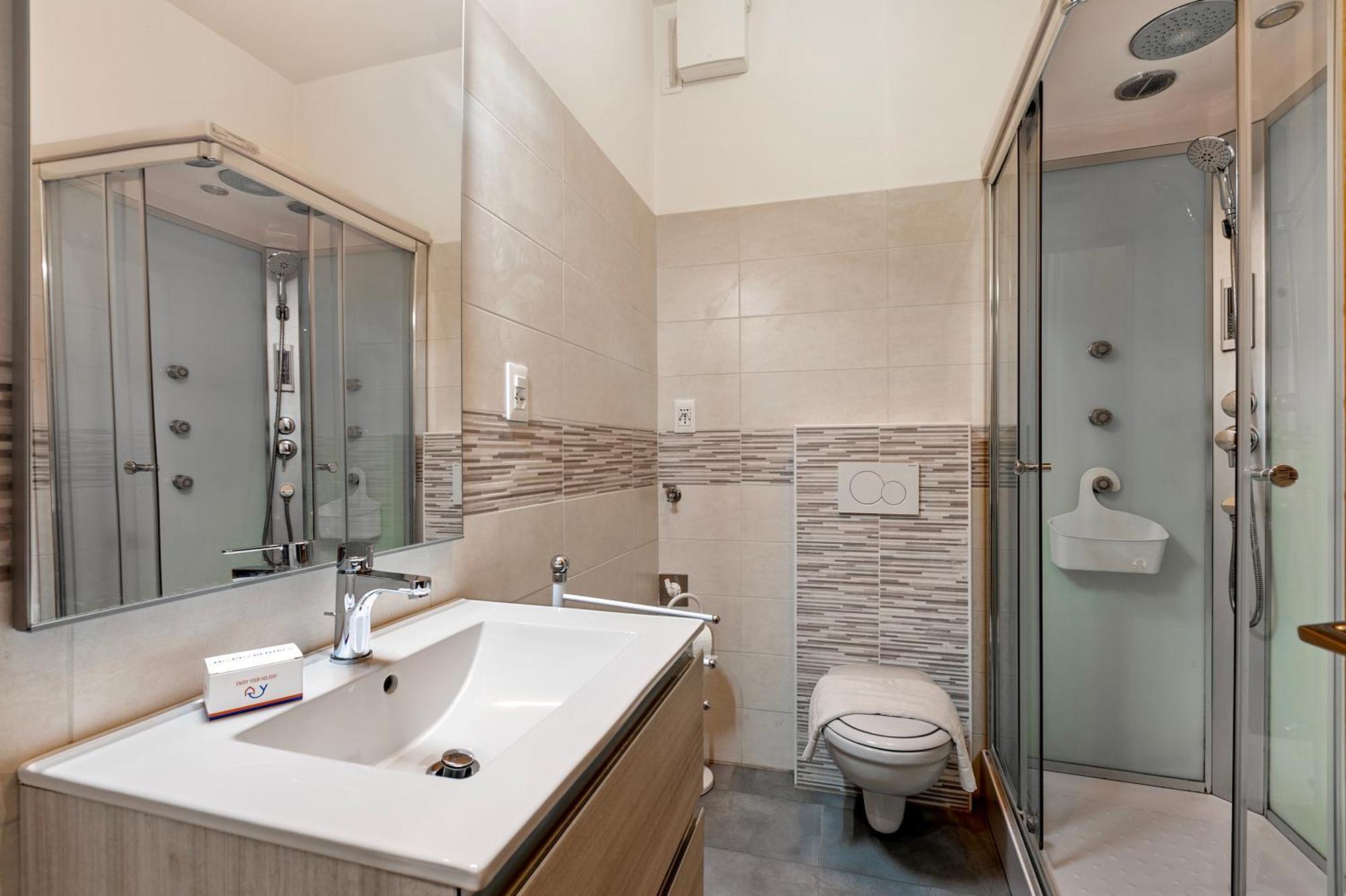 Ca'Cerere - Happy Rentals Riva del Garda Bagian luar foto